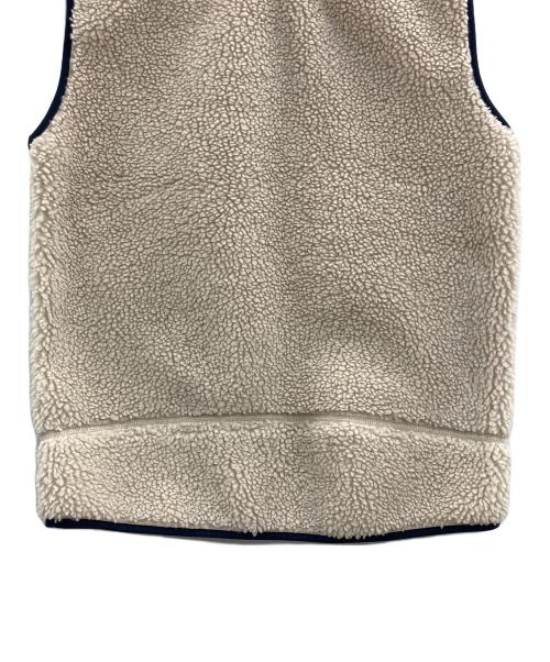 Patagonia（パタゴニア）Patagonia (パタゴニア) アウトドアウェア(ジャケット)/Classic Retro-X Vest/クラシックレトロX ベスト アイボリー サイズ:Mの古着・服飾アイテム