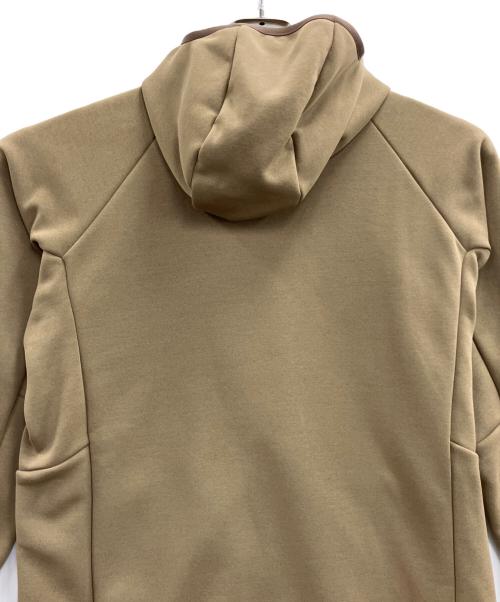 Teton Bros（ティートンブロス）Teton Bros (ティートンブロス) トレッキングウェア(ジャケット)/オクタフリースジップフーディー/OCTA Fleece Zip Hoody ベージュ サイズ:Mの古着・服飾アイテム
