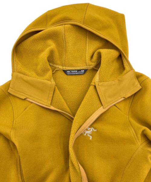 ARC'TERYX（アークテリクス）ARC'TERYX (アークテリクス) トレッキングウェア(ジャケット)/Kyanite Hoody/カイヤナイト　フーディー ベージュ サイズ:Mの古着・服飾アイテム