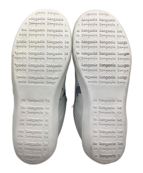 via SANGACIO（ヴィア・サンガチオ）via SANGACIO (ヴィア・サンガチオ) Brandalised (ブランダライズド) バンクシーコラボ　スニーカー ベージュ×ホワイト サイズ:26cm 未使用品の古着・服飾アイテム