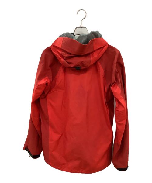 HAGLOFS（ホグロフス）HAGLOFS (ホグロフス) トレッキングウェア(ジャケット) レッド サイズ:Mの古着・服飾アイテム