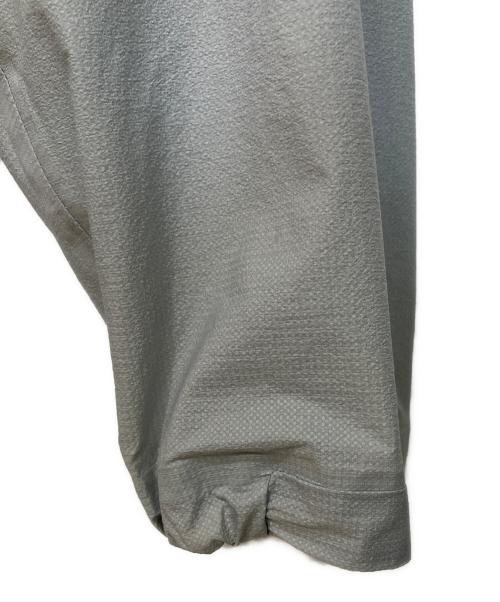 Peak Performance（ピーク・パフォーマンス）Peak Performance (ピーク・パフォーマンス) トレッキングウェア(ジャケット) グレー サイズ:SIZE XLの古着・服飾アイテム
