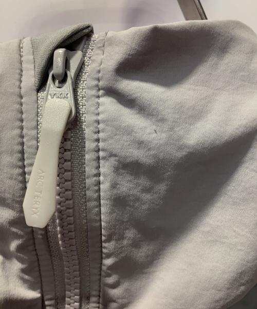 ARC'TERYX（アークテリクス）ARC'TERYX (アークテリクス) トレッキングウェア(ジャケット) グレー サイズ:Sの古着・服飾アイテム