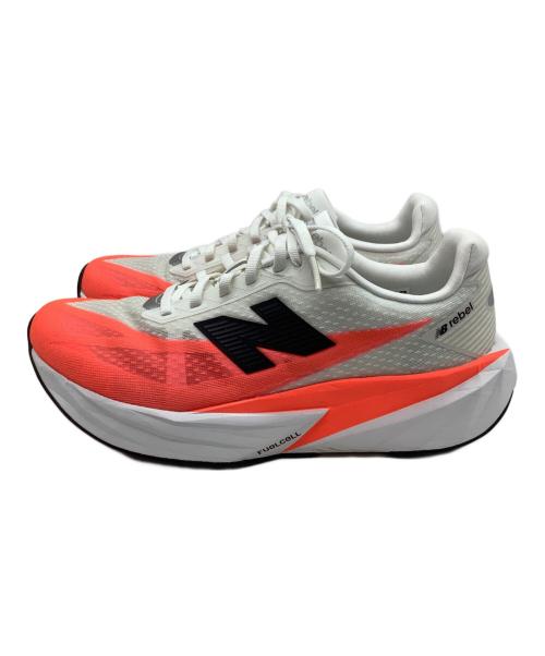 NEW BALANCE（ニューバランス）NEW BALANCE (ニューバランス) FuelCell Rebel v5 ホワイト×レッド サイズ:26.5cmの古着・服飾アイテム