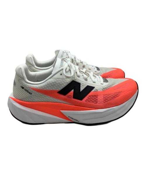 NEW BALANCE（ニューバランス）NEW BALANCE (ニューバランス) FuelCell Rebel v5 ホワイト×レッド サイズ:26.5cmの古着・服飾アイテム