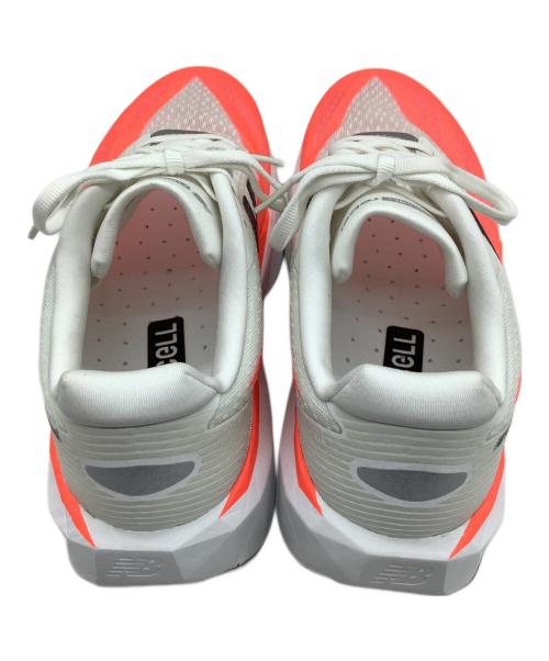 NEW BALANCE（ニューバランス）NEW BALANCE (ニューバランス) FuelCell Rebel v5 ホワイト×レッド サイズ:26.5cmの古着・服飾アイテム