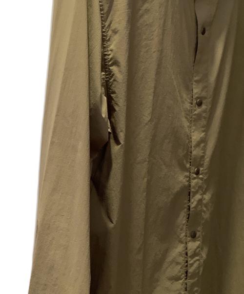 山と道（ヤマトミチ）山と道 (ヤマトミチ) トレッキングウェア(シャツ) カーキ サイズ:Lの古着・服飾アイテム