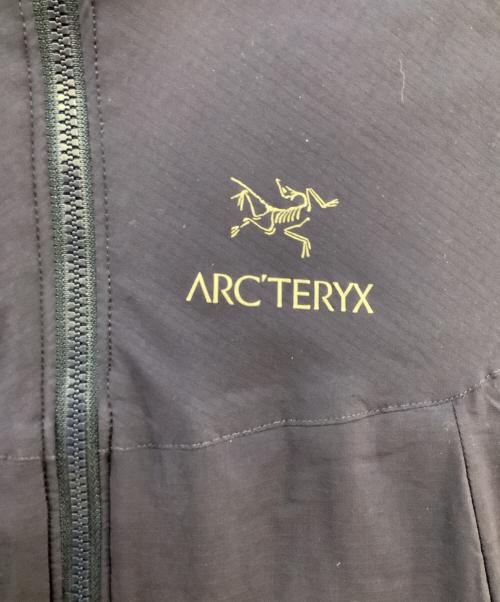 ARC'TERYX（アークテリクス）ARC'TERYX (アークテリクス) トレッキングウェア(ジャケット) パープル サイズ:Sの古着・服飾アイテム