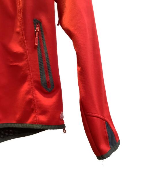 MAMMUT（マムート）MAMMUT (マムート) トレッキングウェア(ソフトシェル) レッド サイズ:Mの古着・服飾アイテム