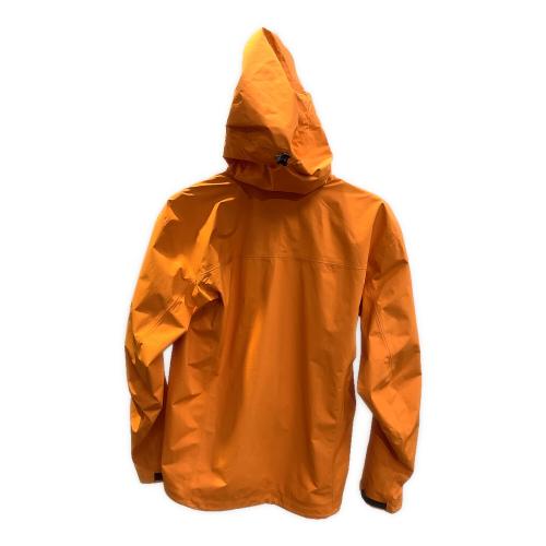 ARC'TERYX（アークテリクス）ARC'TERYX (アークテリクス) ベータ SL ジャケット トレッキングウェア(ジャケット) 10968 メンズ SIZE S オレンジ オレンジ サイズ:Sの古着・服飾アイテム