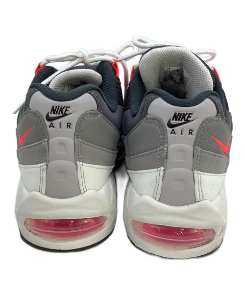 NIKE（ナイキ）NIKE (ナイキ) スニーカー グレー サイズ:27.5cmの古着・服飾アイテム