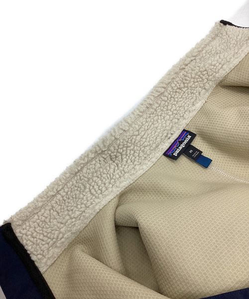 Patagonia（パタゴニア）Patagonia (パタゴニア) クラシック レトロX ジャケット ベージュ×ネイビー サイズ:XSの古着・服飾アイテム