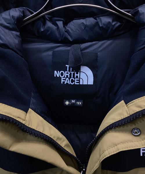 THE NORTH FACE（ザ ノース フェイス）THE NORTH FACE (ザ ノース フェイス) マウンテンダウンジャケット ベージュ×ブラック サイズ:Mの古着・服飾アイテム