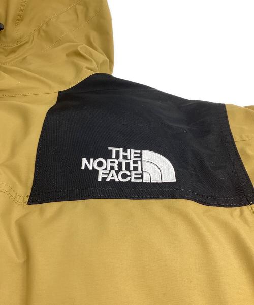 THE NORTH FACE（ザ ノース フェイス）THE NORTH FACE (ザ ノース フェイス) マウンテンダウンジャケット ベージュ×ブラック サイズ:Mの古着・服飾アイテム