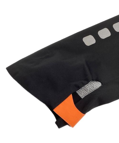 OMM（オリジナルマウンテンマラソン）OMM (オリジナルマウンテンマラソン) KAMLEIKA JACKET ブラック サイズ:Sの古着・服飾アイテム