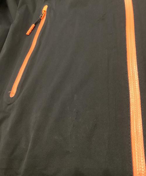 OMM（オリジナルマウンテンマラソン）OMM (オリジナルマウンテンマラソン) KAMLEIKA JACKET ブラック サイズ:Sの古着・服飾アイテム