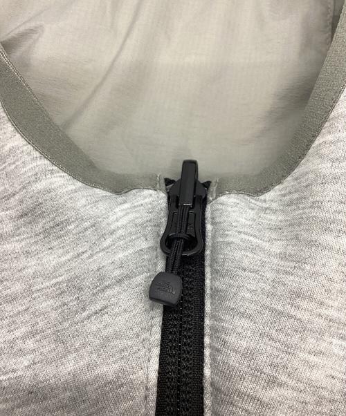 THE NORTH FACE（ザ ノース フェイス）THE NORTH FACE (ザ ノース フェイス) リバーシブルテックエアーフーディ グレー サイズ:Lの古着・服飾アイテム