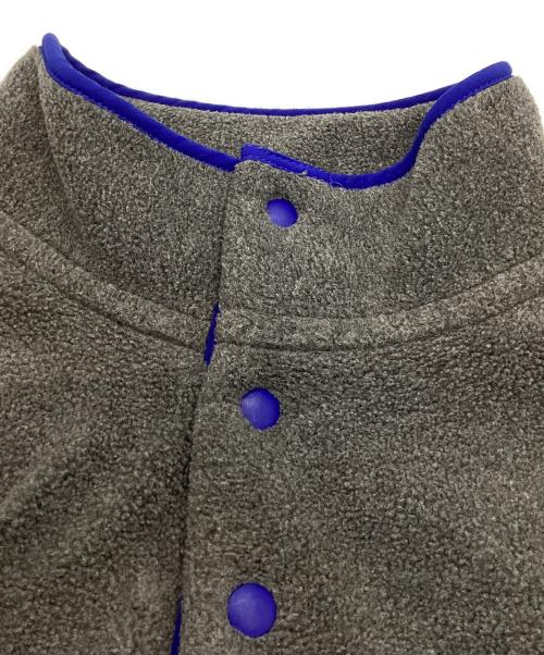 Patagonia（パタゴニア）Patagonia (パタゴニア) ライトウェイト・シンチラ・スナップT・プルオーバー グレー×ブルー サイズ:Mの古着・服飾アイテム