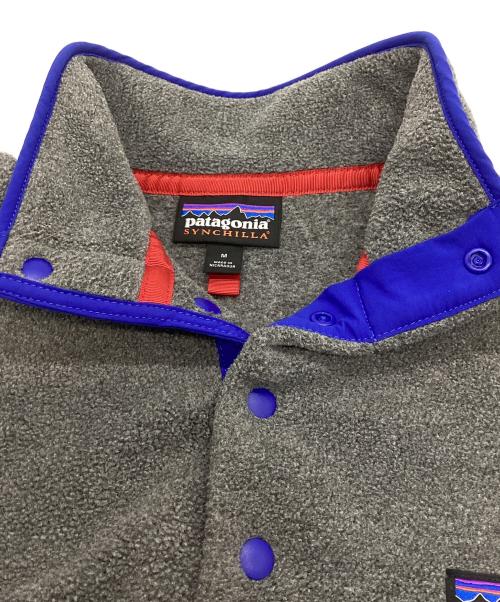 Patagonia（パタゴニア）Patagonia (パタゴニア) ライトウェイト・シンチラ・スナップT・プルオーバー グレー×ブルー サイズ:Mの古着・服飾アイテム