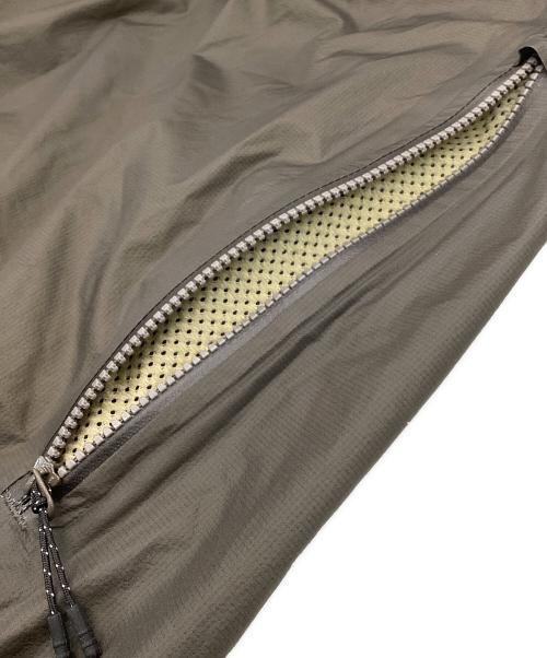 ATELIER BLUE BOTTLE（アトリエ ブルー ボトル）ATELIER BLUE BOTTLE (アトリエ ブルー ボトル) SHIELD SMOCK オリーブ サイズ:XLの古着・服飾アイテム