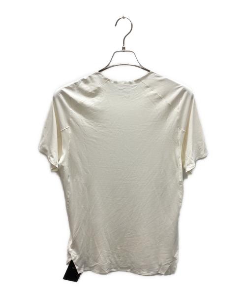 ARC'TERYX（アークテリクス）ARC'TERYX (アークテリクス) ノーバン ダウンワード ロゴ ショートスリーブ ホワイト サイズ:Sの古着・服飾アイテム