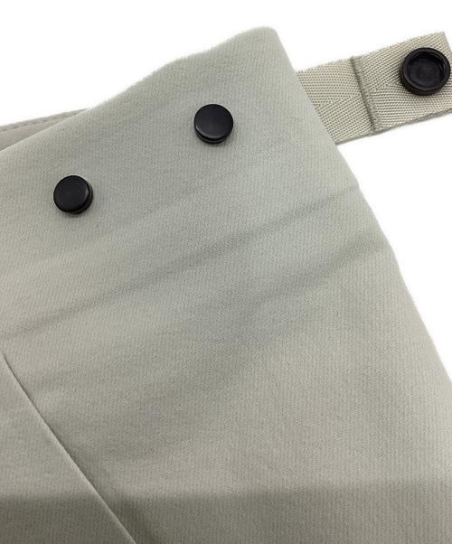 ARC'TERYX VEILANCE（アークテリクス ヴェイランス）ARC'TERYX VEILANCE (アークテリクス ヴェイランス) ダイオード MX パンツ ベージュ サイズ:M 未使用品の古着・服飾アイテム