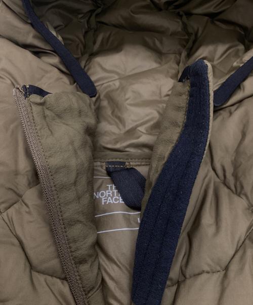 THE NORTH FACE（ザ ノース フェイス）THE NORTH FACE (ザ ノース フェイス) アストロライトフーディ カーキ サイズ:Lの古着・服飾アイテム