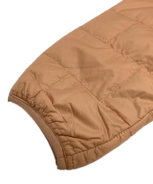 Patagonia（パタゴニア）Patagonia (パタゴニア) キッズ・ナノ・パフ・ブリック・キルト・ジャケット ベージュ サイズ:XL 14 未使用品の古着・服飾アイテム