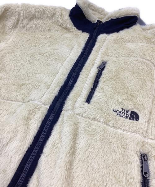 THE NORTH FACE（ザ ノース フェイス）THE NORTH FACE (ザ ノース フェイス) ジップインマグネファイヤーフライバーサロフトジャケット ベージュ サイズ:Mの古着・服飾アイテム