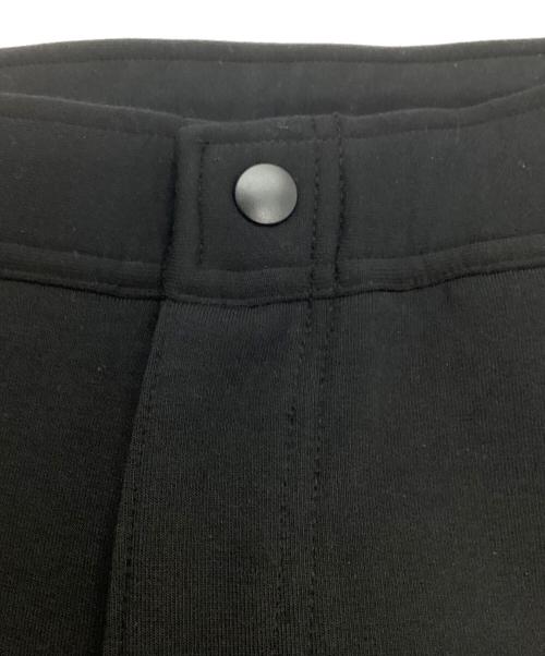 F.C.R.B.（エフシーレアルブリストル）F.C.R.B. (エフシーレアルブリストル) TECH SWEAT TRAINING PANTS ブラック サイズ:Mの古着・服飾アイテム