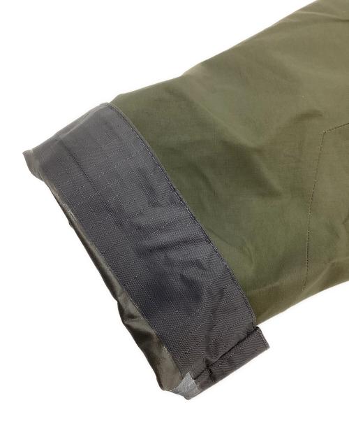 ARC'TERYX（アークテリクス）ARC'TERYX (アークテリクス) ベータ SL ハイブリッド ジャケット オリーブ サイズ:Sの古着・服飾アイテム