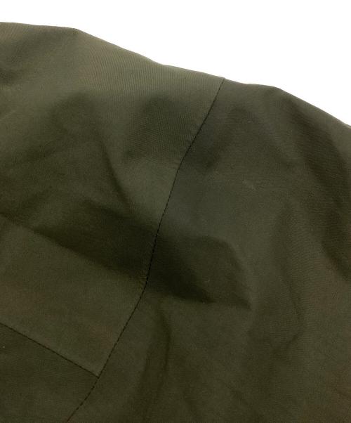 ARC'TERYX（アークテリクス）ARC'TERYX (アークテリクス) ベータ SL ハイブリッド ジャケット オリーブ サイズ:Sの古着・服飾アイテム