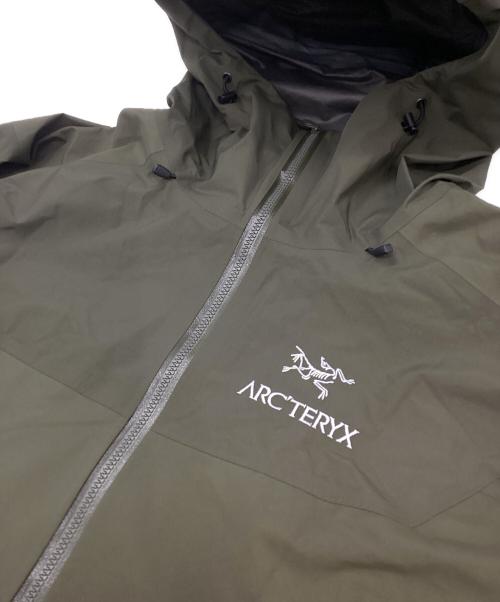 ARC'TERYX（アークテリクス）ARC'TERYX (アークテリクス) ベータ SL ハイブリッド ジャケット オリーブ サイズ:Sの古着・服飾アイテム