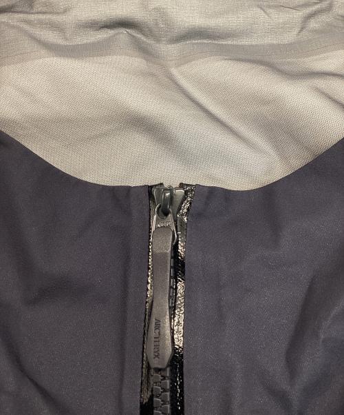 ARC'TERYX（アークテリクス）ARC'TERYX (アークテリクス) ベータジャケット ネイビー サイズ:S 未使用品の古着・服飾アイテム