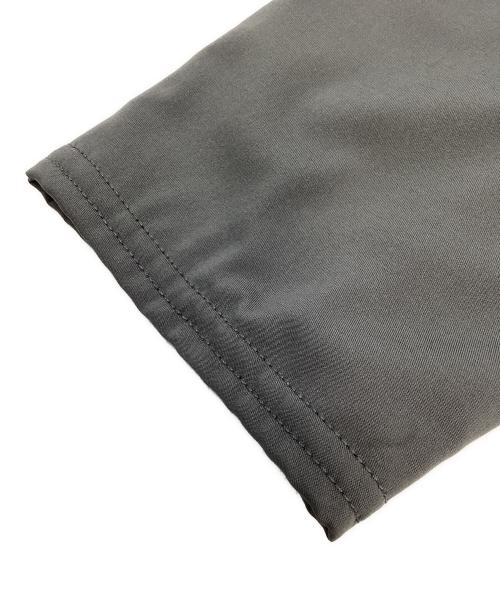 Patagonia（パタゴニア）Patagonia (パタゴニア) LongｰSleeved R1 Field 1/4-Zip グレー×コヨーテ サイズ:Lの古着・服飾アイテム