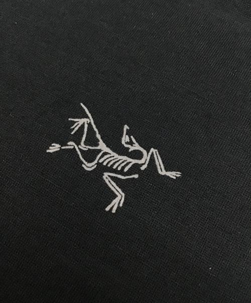 ARC'TERYX（アークテリクス）ARC'TERYX (アークテリクス) イオニアメリノウールフーディ ブラック サイズ:Mの古着・服飾アイテム