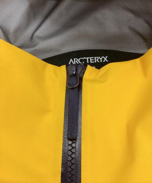 ARC'TERYX（アークテリクス）ARC'TERYX (アークテリクス) Rush Jacket イエロー サイズ:Sの古着・服飾アイテム