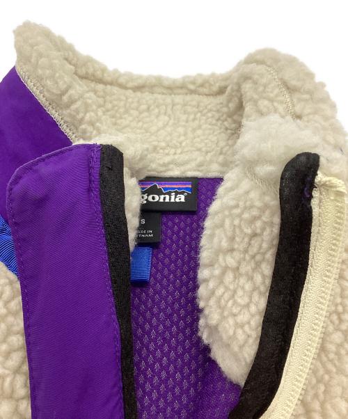 Patagonia（パタゴニア）Patagonia (パタゴニア) クラシック・レトロX・ジャケット ベージュ×パープル サイズ:Sの古着・服飾アイテム