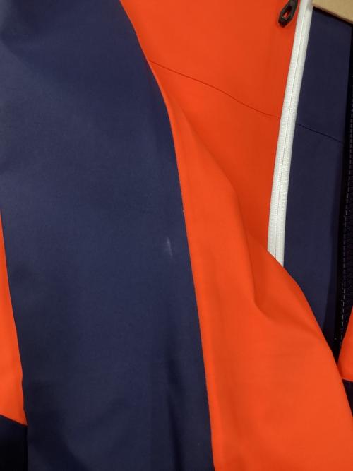 MAMMUT（マムート）MAMMUT (マムート) Haldigrat HS Hooded Jacket オレンジ×ネイビー サイズ:XL 未使用品の古着・服飾アイテム