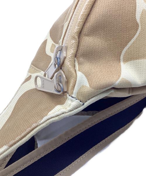 LARS（ラーズ）LARS (ラーズ) ウエストバッグ カーキの古着・服飾アイテム