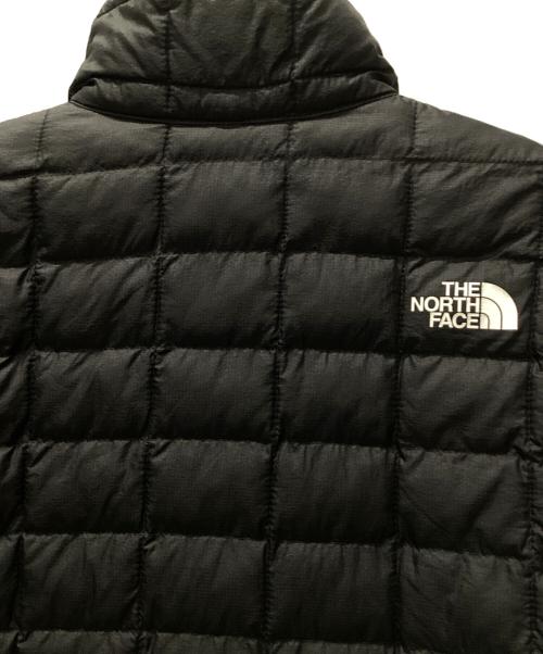 THE NORTH FACE（ザ ノース フェイス）THE NORTH FACE (ザ ノース フェイス) レッドポイントベリーライトジャケット ブラック サイズ:Sの古着・服飾アイテム
