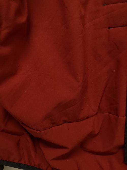 Berghaus（バーグハウス）Berghaus (バーグハウス) アオナックAXダウンジャケット ブラック×レッド サイズ:SIZE Mの古着・服飾アイテム