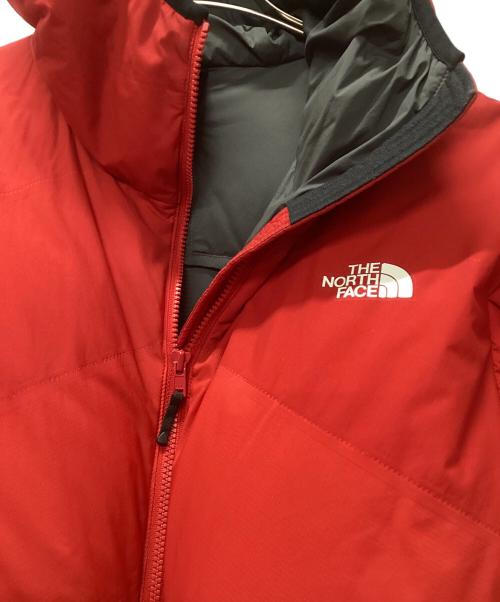 THE NORTH FACE（ザ ノース フェイス）THE NORTH FACE (ザ ノース フェイス) ヒューズフォームアコンカグアフーディ レッド サイズ:Mの古着・服飾アイテム