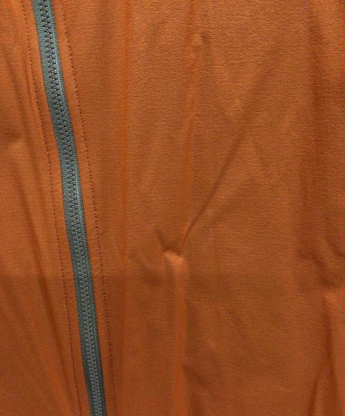 山と道（ヤマトミチ）山と道 (ヤマトミチ) Light Alpha Vest/Jacket オレンジ サイズ:Lの古着・服飾アイテム