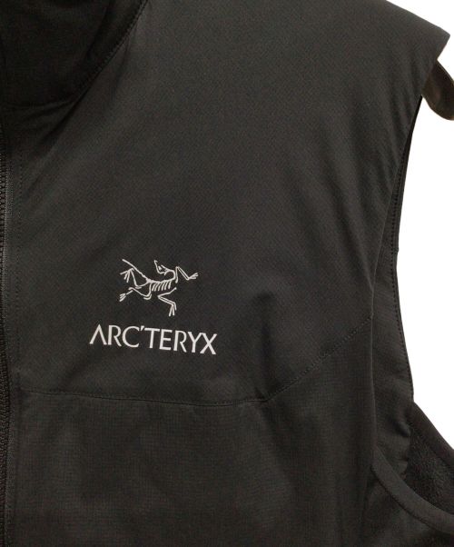 ARC'TERYX（アークテリクス）ARC'TERYX (アークテリクス) アトムLTベスト ブラック サイズ:Mの古着・服飾アイテム