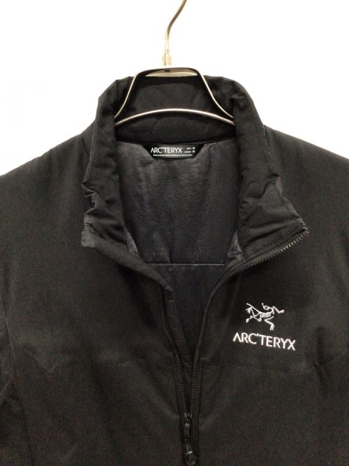ARC'TERYX（アークテリクス）ARC'TERYX (アークテリクス) アトムLTベスト ブラック サイズ:Mの古着・服飾アイテム