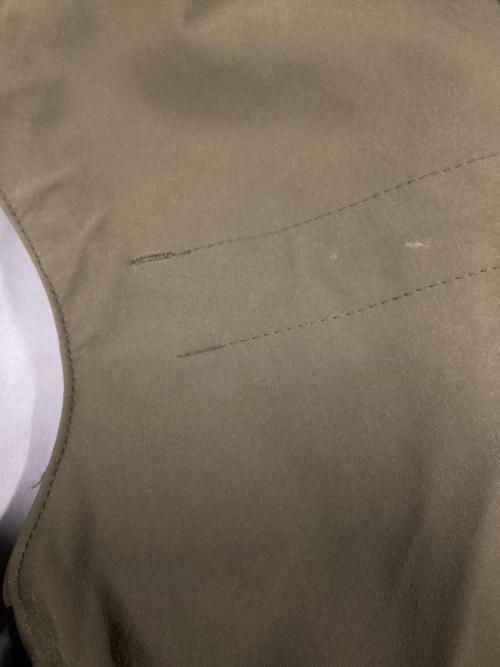 MOUNTAIN HARD WEAR（マウンテンハードウェア）MOUNTAIN HARD WEAR (マウンテンハードウェア) スノーストームジャケット カーキ×ブラック サイズ:XSの古着・服飾アイテム