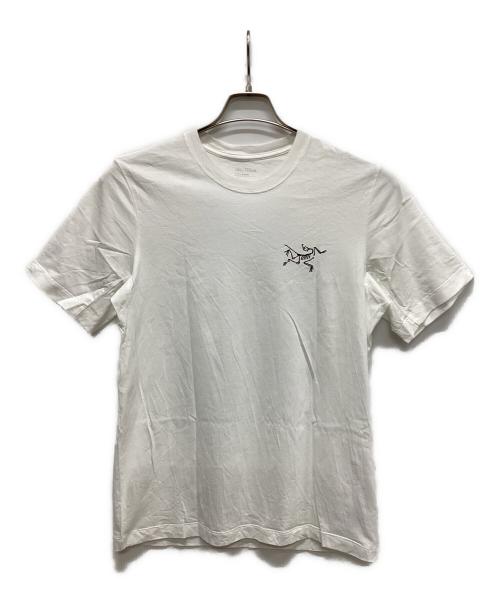 ARC'TERYX（アークテリクス）ARC'TERYX (アークテリクス) アークマルチバード ロゴ ショートスリーブ ホワイト サイズ:Sの古着・服飾アイテム