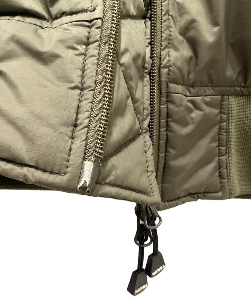 NANGA（ナンガ）NANGA (ナンガ) Orange (オレンジ) MA-1 オーロラダウンジャケット オリーブ サイズ:Mの古着・服飾アイテム