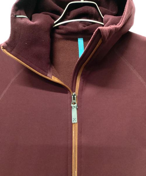 HOUDINI（フーディニ）HOUDINI (フーディニ) フルジップフーディー レッド サイズ:Mの古着・服飾アイテム